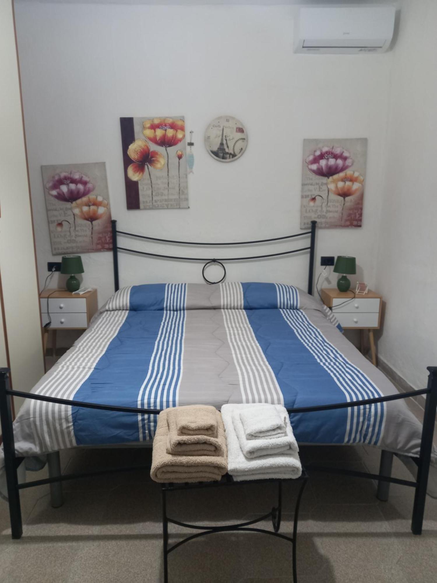 Casa Vacanza Sa Dommu De Teresa Nebida 外观 照片